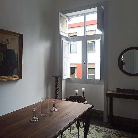 Holiday home Beautiful 4-bed House With Large Roof Terrace