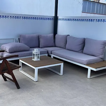 Beautiful 4-bed House With Large Roof Terrace * Las Palmas de Gran Canaria